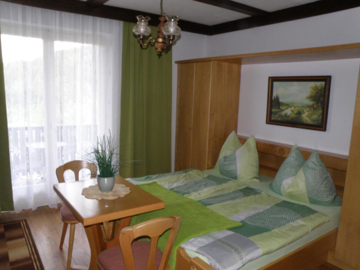 Gaestehaus Am Walde - Familie Troller Ledenitzen Dış mekan fotoğraf